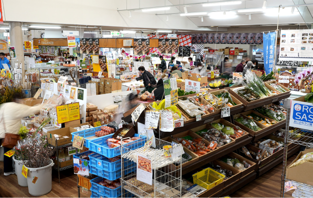 武雄温泉物産館